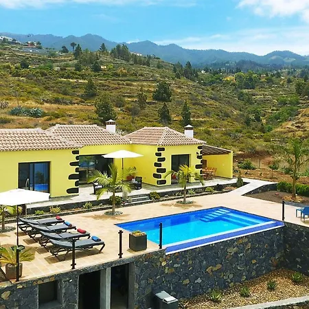 Casa Pino Arujo Tijarafe