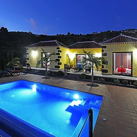 Casa Pino Arujo Tijarafe